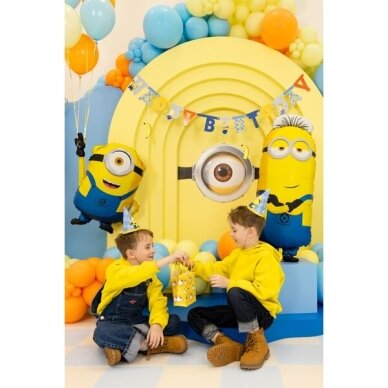 Minions gimtadienio girlianda „Happy Birthday“ 153 cm – Pakalikų temos dekoracija vaikų šventei 1 Minions gimtadienio girlianda „Happy Birthday“ 153 cm – Pakalikų temos dekoracija vaikų šventei 1
