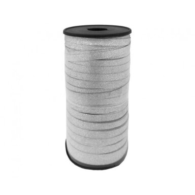 Plastikinė blizgi juostelė, sidabrinė (5mm/92m) Plastikinė blizgi juostelė, sidabrinė (5mm/92m)